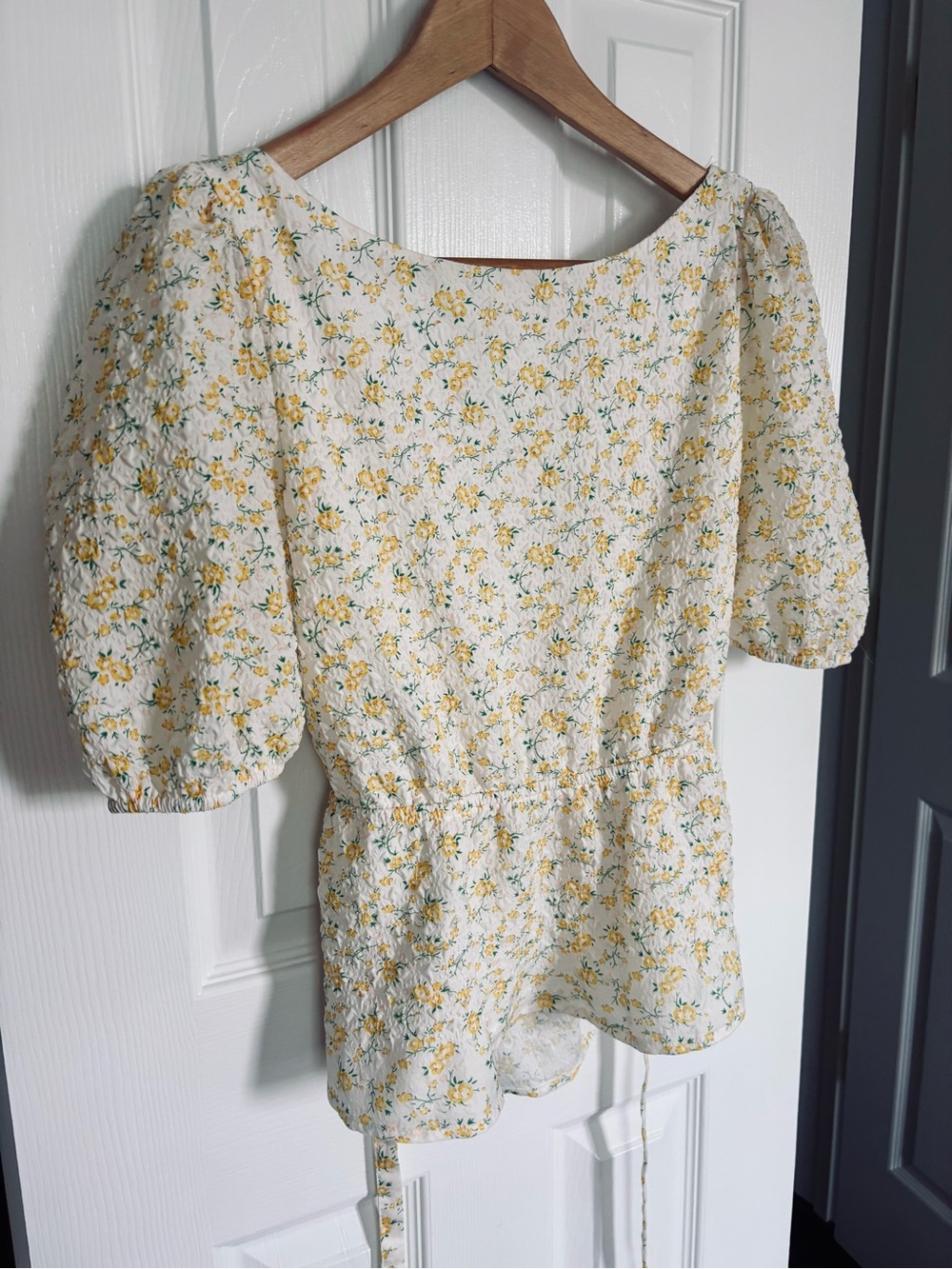 Altar’d State Cream Open-back Puff-Sleeve Floral Top with Yellow Print